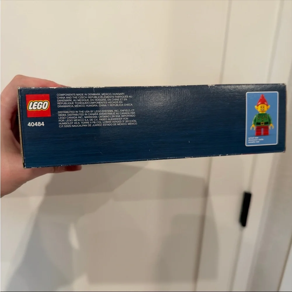 NEW LEGO Seasonal: Santa's Front Yard (40484) Limited Edition Retired